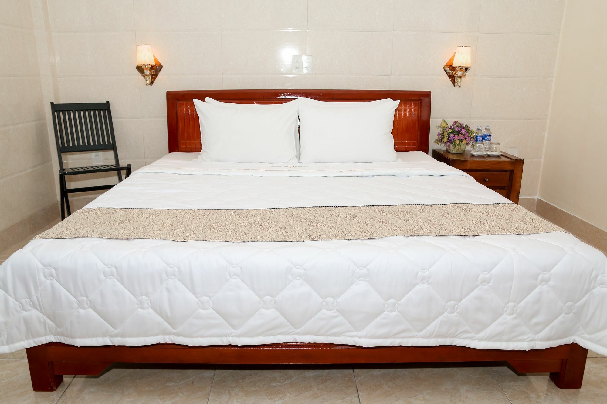 Hue Family Boutique Homestay Екстериор снимка
