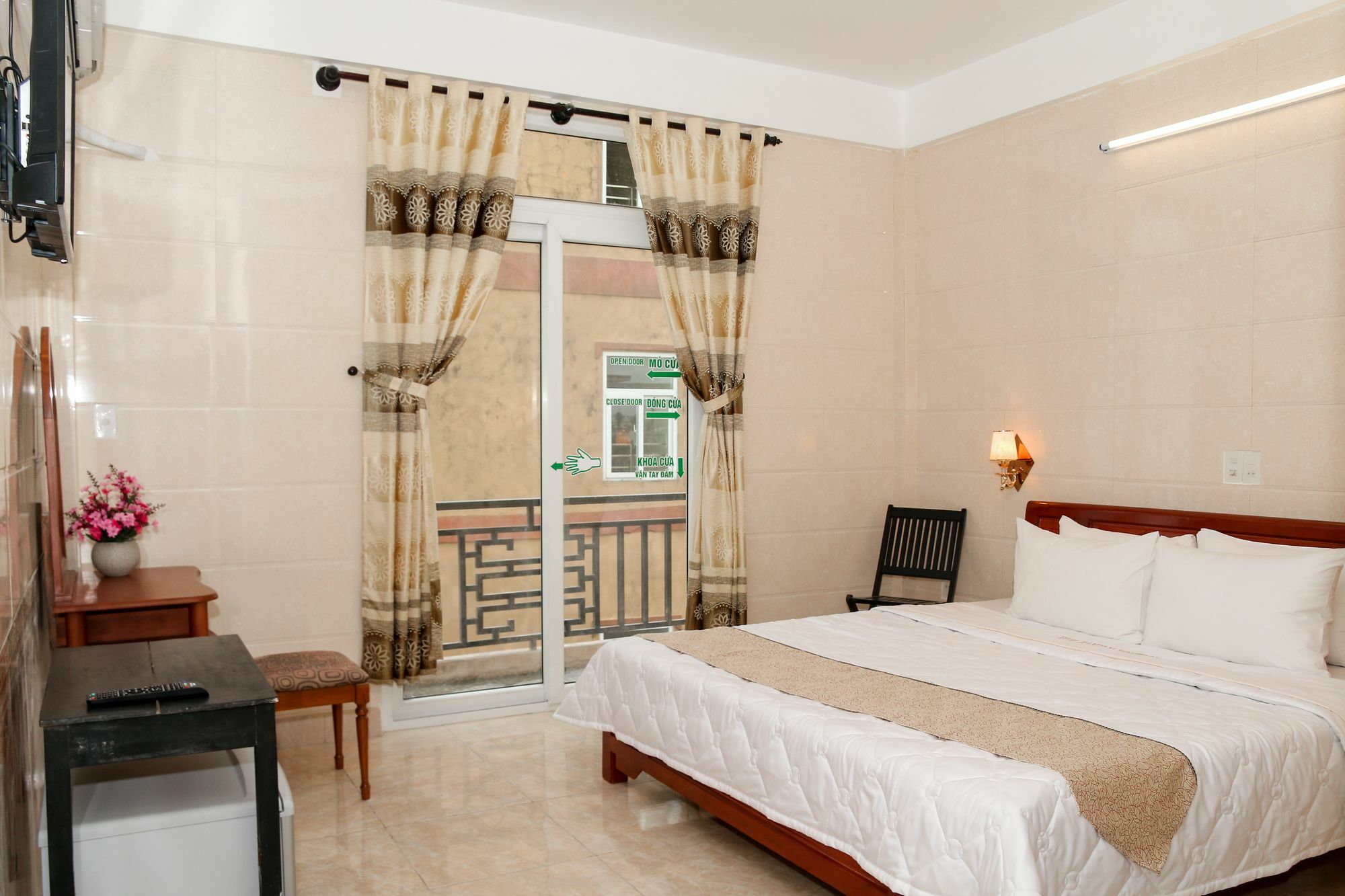 Hue Family Boutique Homestay Екстериор снимка